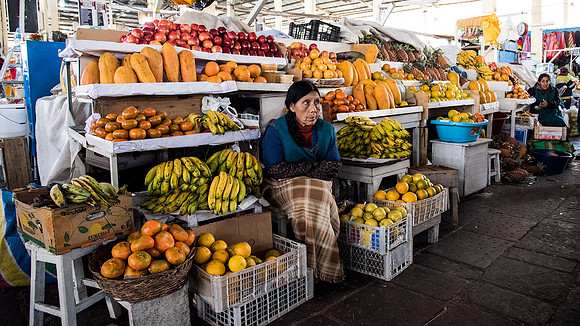 Indoor market seller