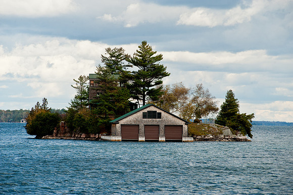 Three Boat Garage