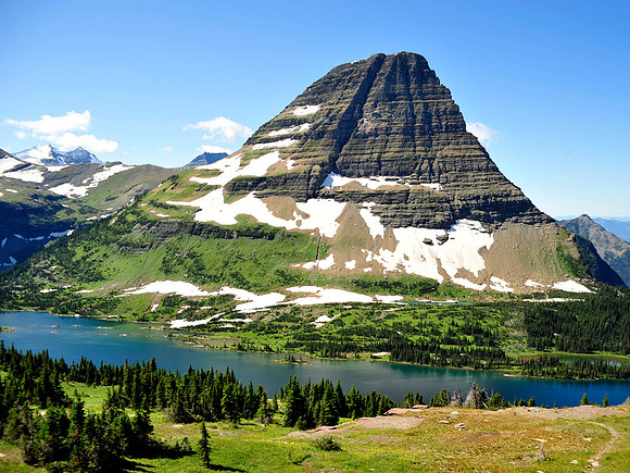 Bearhat Mountain and Hidden Lake