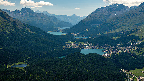 View from top of Muottas Muragi fernicular