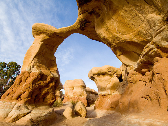 Metate Arch