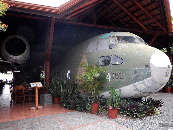 El Avion Restaurant