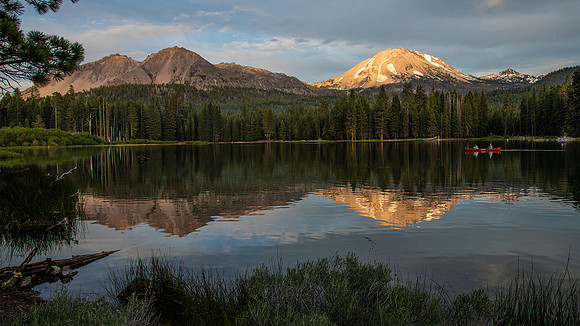Late afternoon at Manzanita Lake