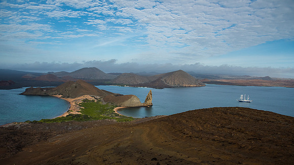 Bartolome Island