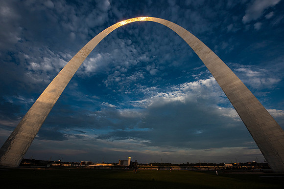 Gateway Arch at sunset