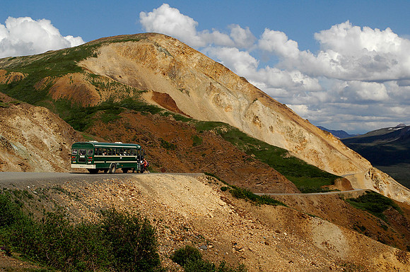 Bus on the way to Delali N.P.
