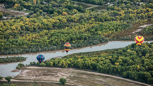 Floating over the Rio Grande