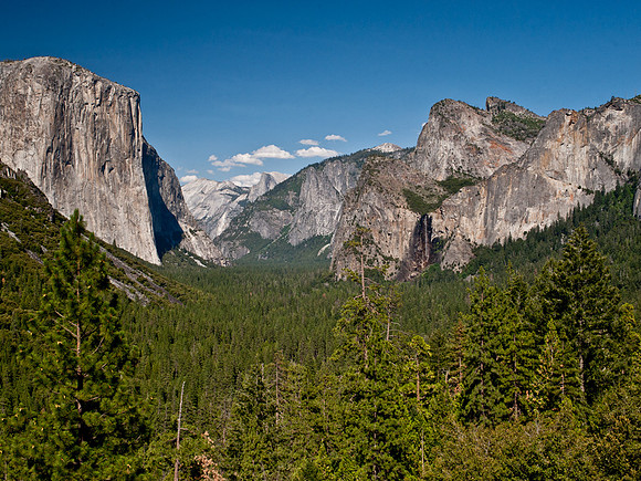 Tunnel View